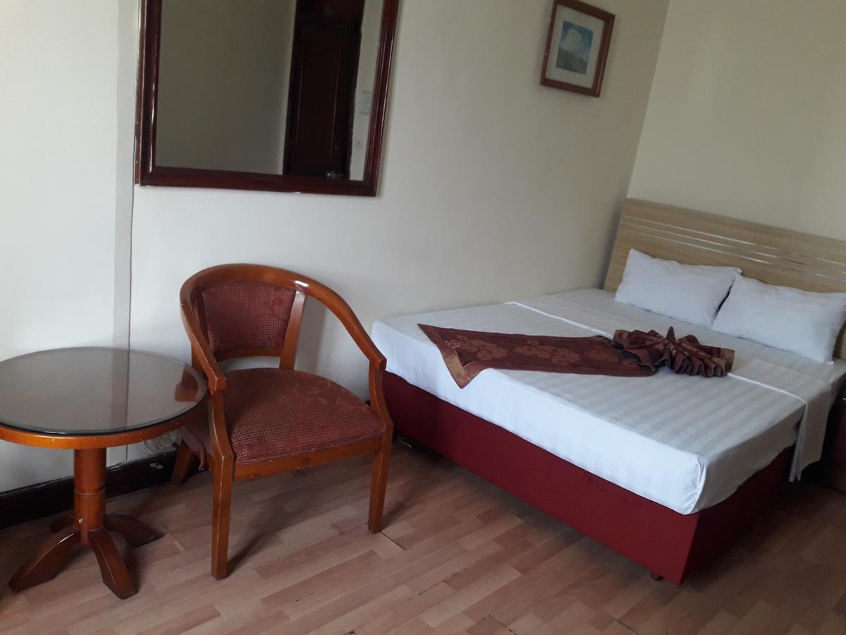 Hanoi Golden Moon Guest House & Travel Екстер'єр фото
