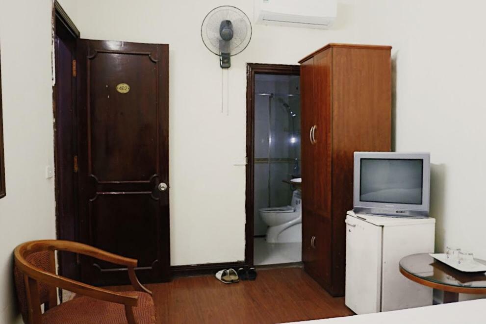 Hanoi Golden Moon Guest House & Travel Екстер'єр фото
